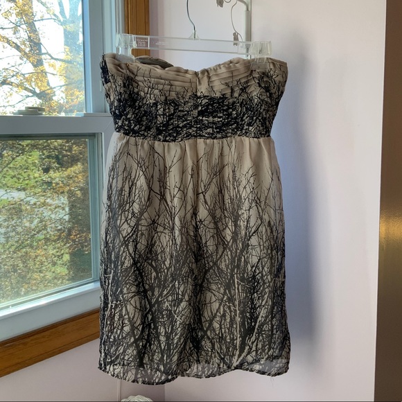 Forest fairy strapless dress - Picture 2 of 2